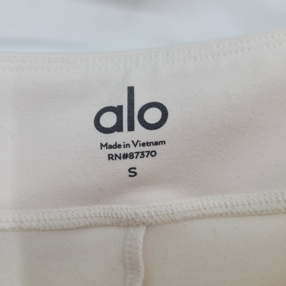 ALO Yoga White Split-Hem Track Pants - Picture 5 of 10